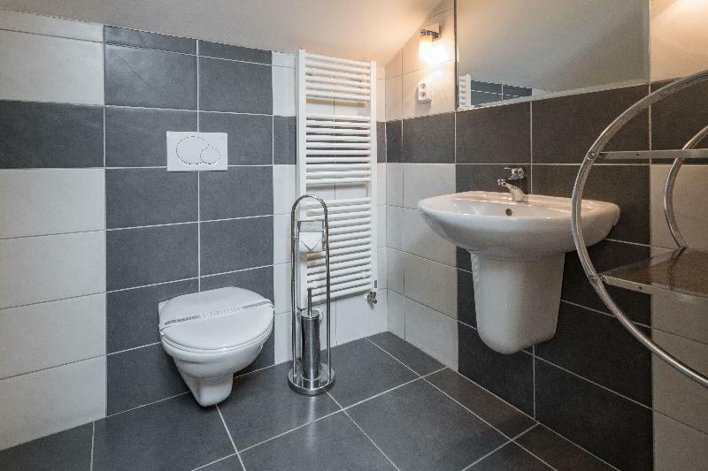 Hotel Ostruvek Прага Екстер'єр фото